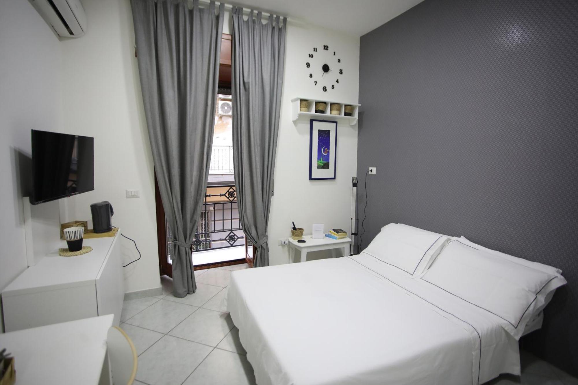 La Casa Sulla Nuvola Duomo Centro Storico Di Napoli Apartment Ngoại thất bức ảnh